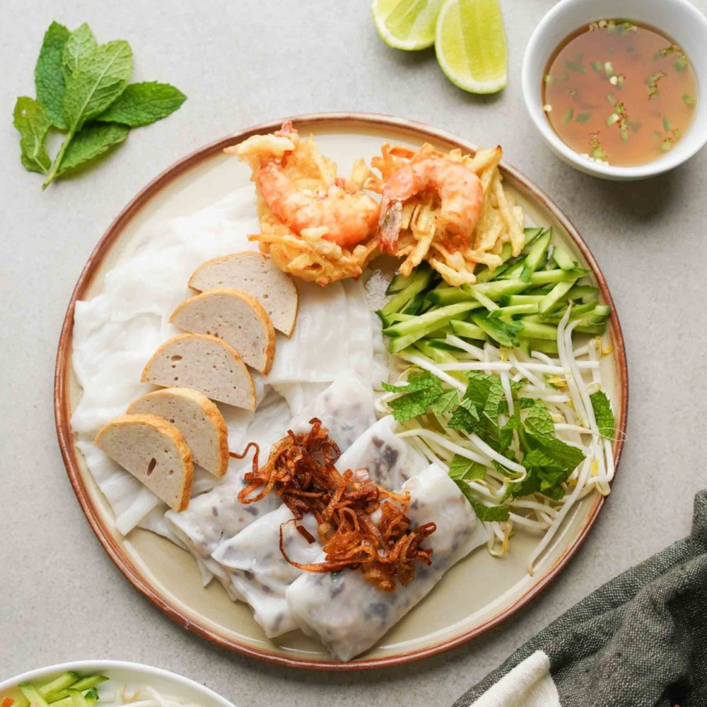 Bánh Cuốn _ Bánh Ướt Recipe (Vietnamese Rice Rolls) - Hungry Huy